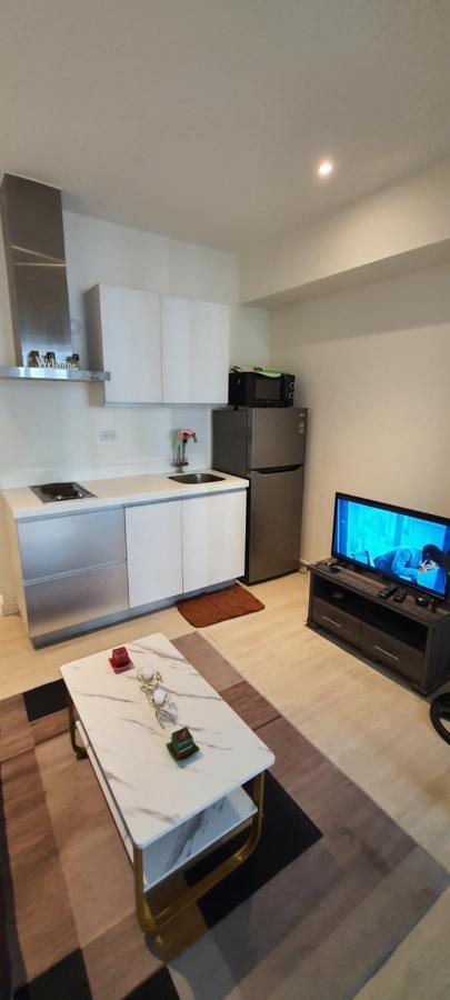 Jn Condotel The Azure Urban Resort Residences Paranaque City Εξωτερικό φωτογραφία