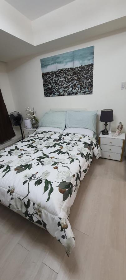 Jn Condotel The Azure Urban Resort Residences Paranaque City Εξωτερικό φωτογραφία