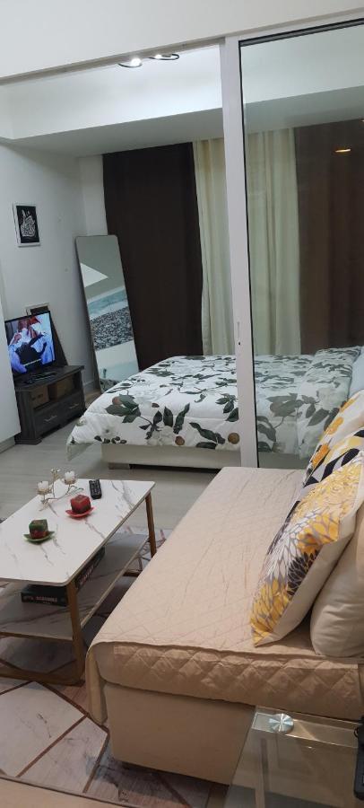 Jn Condotel The Azure Urban Resort Residences Paranaque City Εξωτερικό φωτογραφία